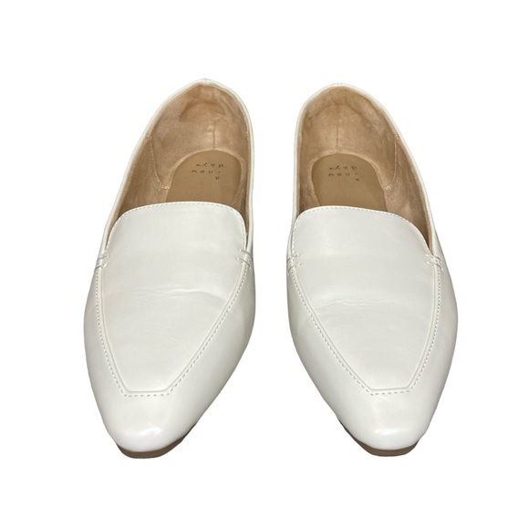 Women's Hayes Loafer Flats with Memory Foam Insole, A New Day, Cream, Size 8.5 - Picture 3 of 8